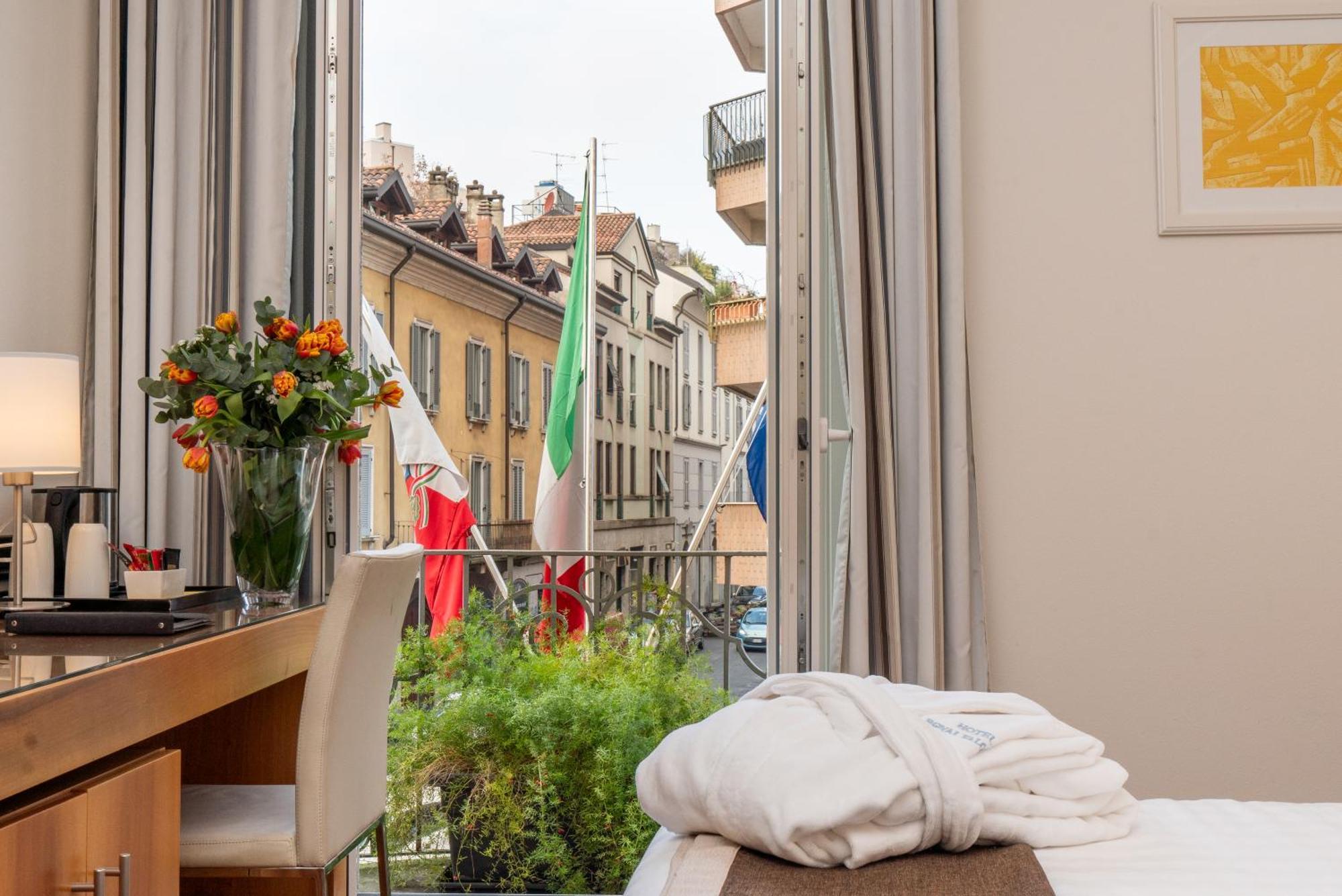 Hotel Royal Falcone Монца Екстериор снимка