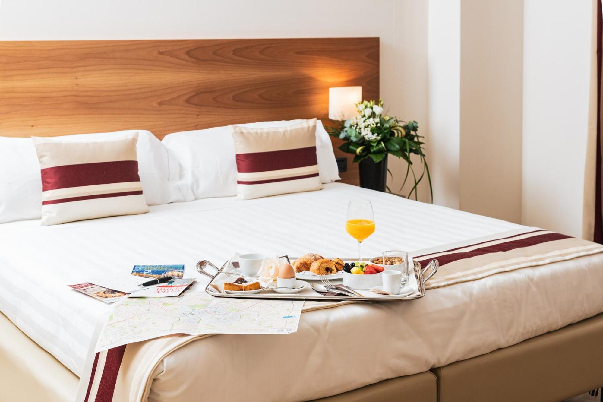 Hotel Royal Falcone Монца Екстериор снимка